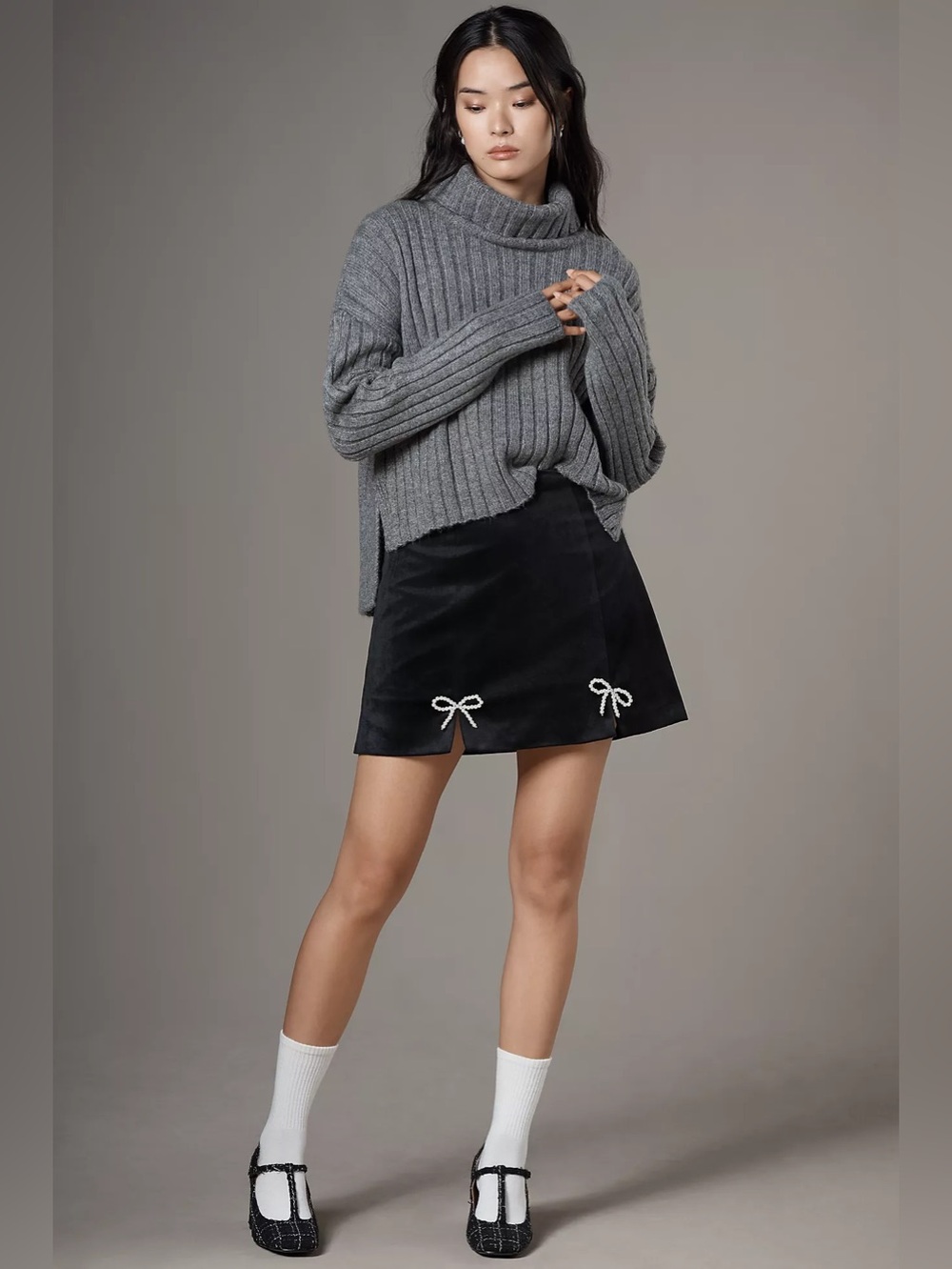 NWT Size 1X - Avec Les Filles mini slit skirt Bow Embellished (NWT US$ 128)